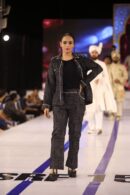 LADIES SUIT