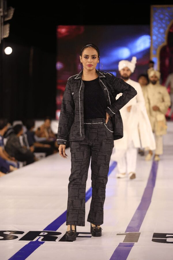 LADIES SUIT - Image 2